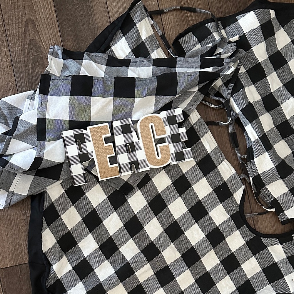 Black and White Checkered/plaid Christmas decor